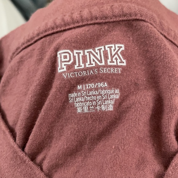 PINK - VICTORIA’S SECRET T-Shirt - Picture 3 of 3